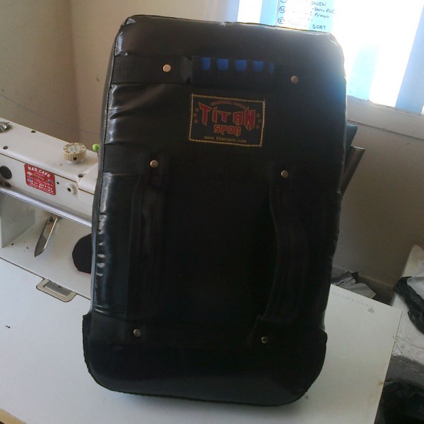 Low Kick Eğri Darbe Yastığı (Geri Tekme Yastığı)