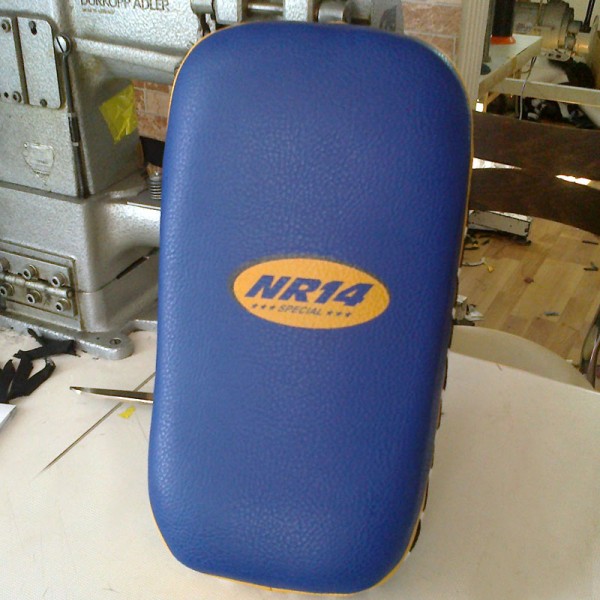 Çift Kollu Eğri Darbe Yastığı